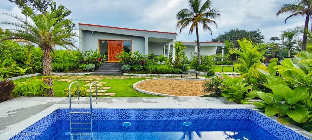 Amara Haven contemporary retreat and pool