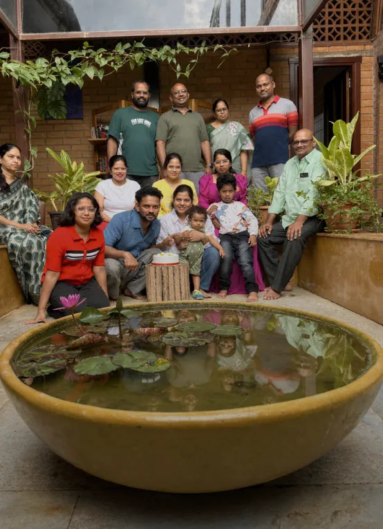 CK Infini customers gathered around a courtyard water feature